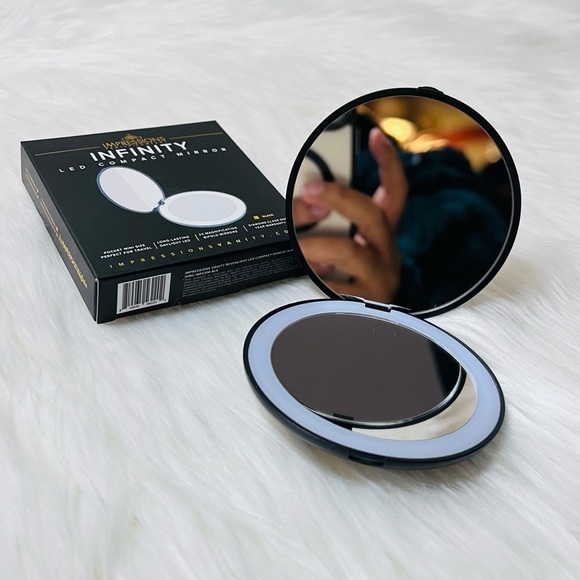 Infinity LED Compact Mirror - Picture 4 of 8